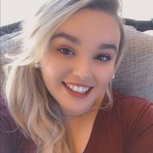 Meet your Posher, Ashton